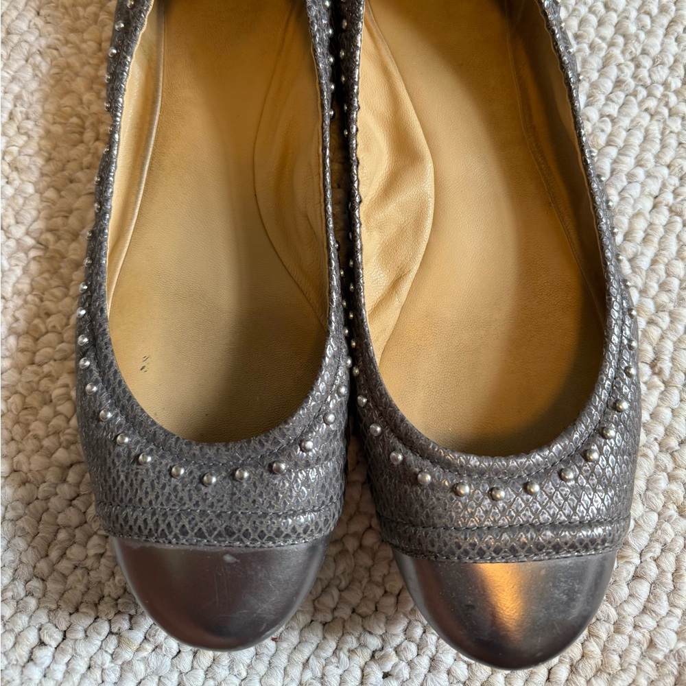 Coach Silver Flats with Brogue Details
